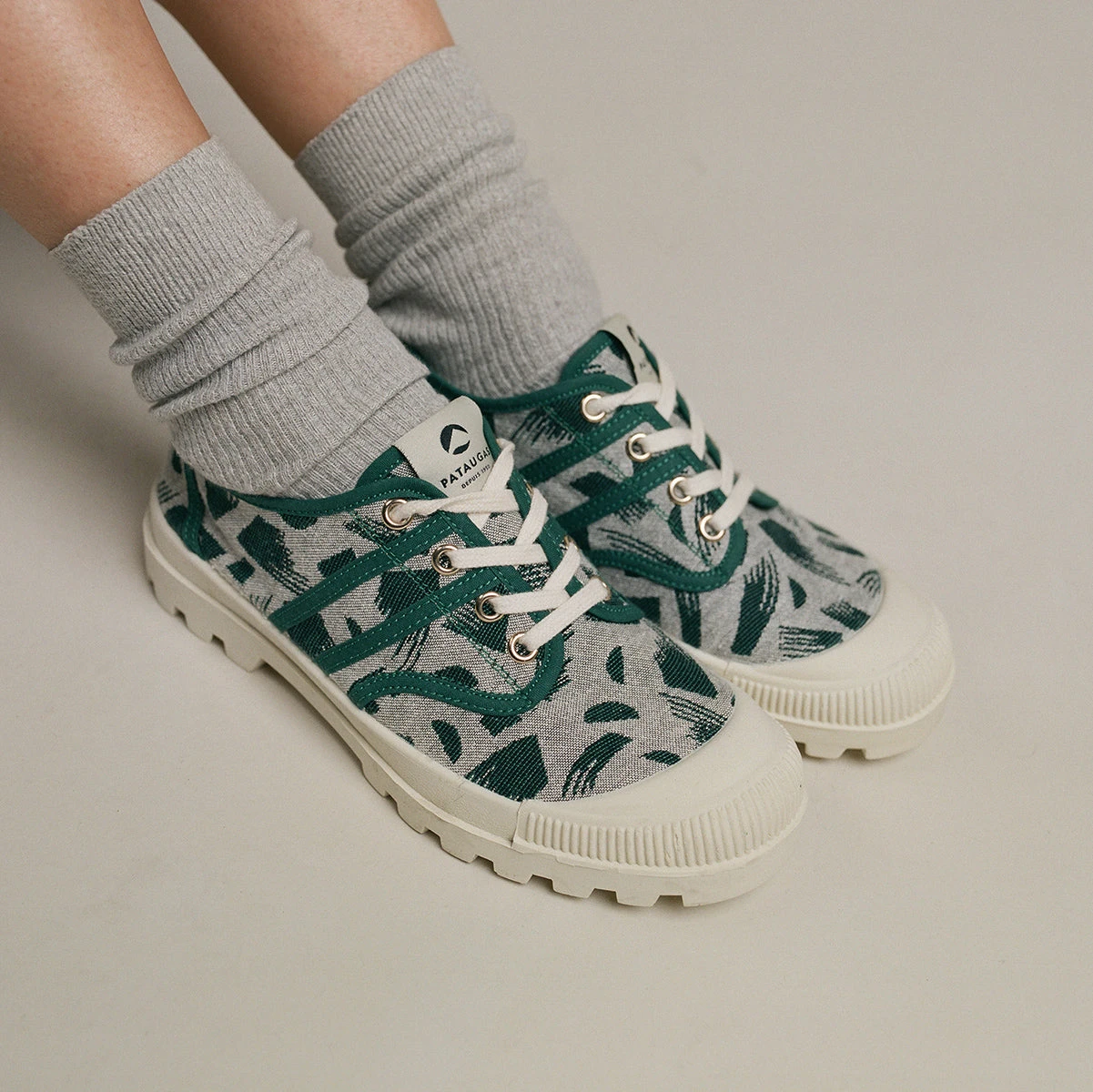 Pataugas AUTHENTIQUE WALKIE TALKIE L/GR F2H EMERAUDE 4 Pataugas AUTHENTIQUE WALKIE TALKIE L/GR F2H EMERAUDE – Image 2